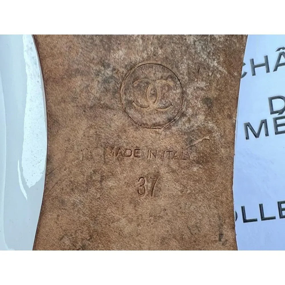 Authentic CHANEL Mocassin White Chain Link Leather CC Logo Loafers Size IT37 - Picture 13 of 14